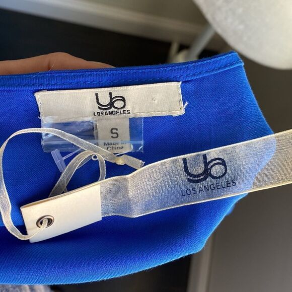 𝅺YA Los Angeles Dolman Top with Lace Overlay Dress Royal Blue White NWT - Picture 8 of 9